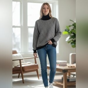 Karen Scott Black and White Knit Sweater